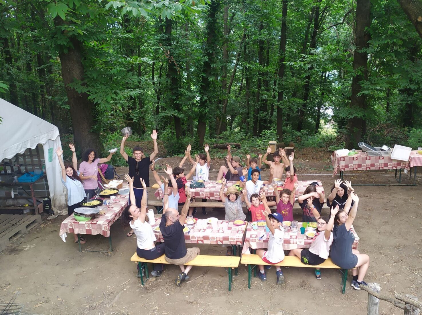 Volontariato estivo in natura con bambini/e